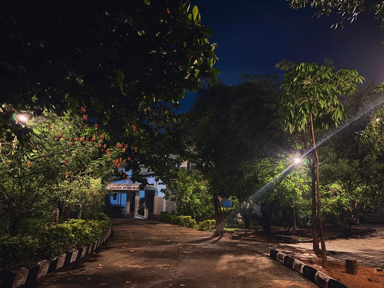 guest house and way to devids after rain 